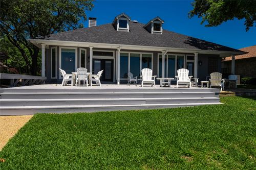 684 Enchanted Isles Dr, Mabank, TX, 75156-9076 | Card Image