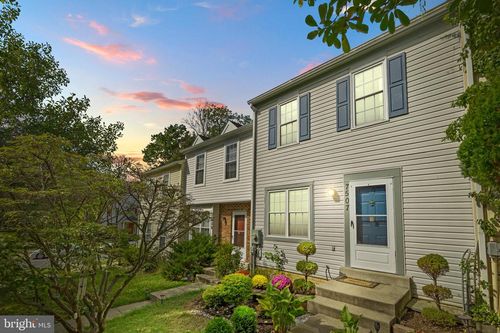 7507 Elioak Ter, GAITHERSBURG, MD, 20879-4526 | Card Image