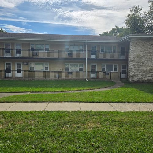 apt-2e-1817 W Touhy Ave, Park Ridge, IL, 60068-3070 | Card Image