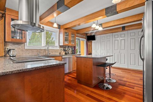 124 Canterbury Dr Sw, Calgary, AB, T2W2G1 | Card Image