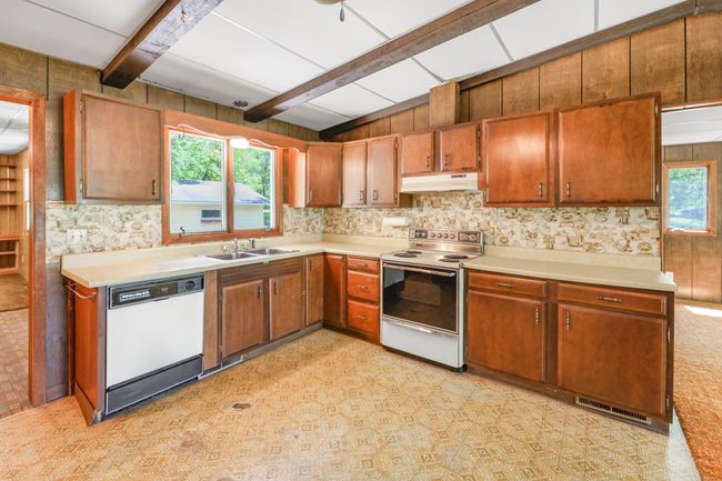 Kitchen a.jpg | Image 16
