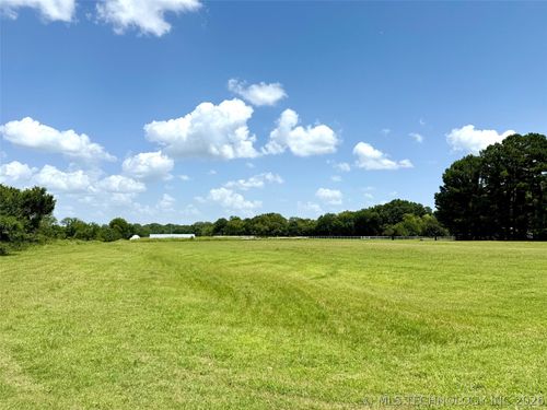 1701 S Cheyenne Rd, Sapulpa, OK, 74066-6261 | Card Image