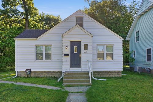 1027 Monroe Street, Benton Harbor, MI, 49022 | Card Image