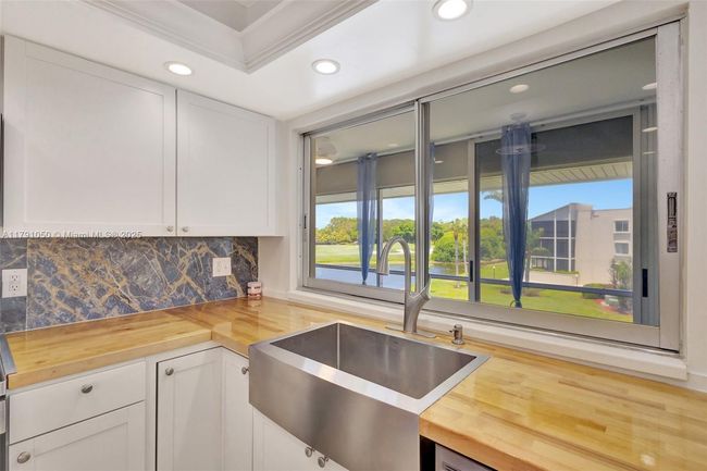 APT-316 - 5540 Tamberlane Cir, Condo with 2 bedrooms, 2 bathrooms and null parking in Palm Beach Gardens FL | Image 21