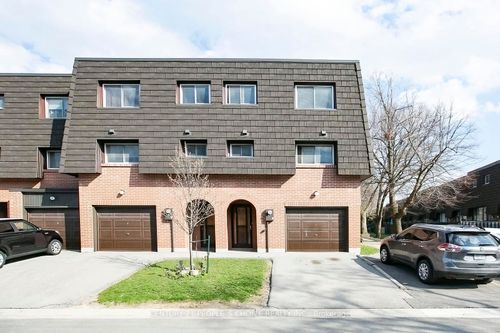 117-23 Darras Crt, Brampton, ON, L6T1W7 | Card Image
