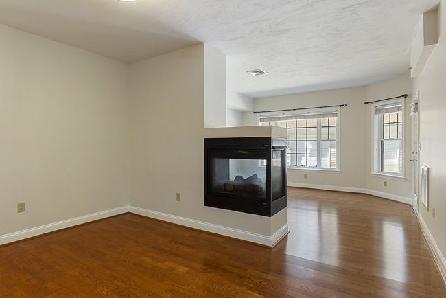 UNIT-13 - 295 Salem St, Condo with 2 bedrooms, 2 bathrooms and 1 parking in Woburn MA | Image 8