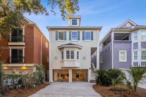 8 Henry Ln, Hilton Head Island, SC, 29928-3548 | Card Image