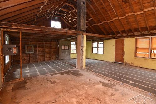 2114 Walter Rd, Beaverton, MI, 48612-9447 | Card Image