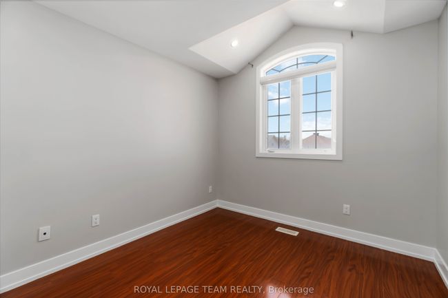 28 Moe Robillard St, House attached with 3 bedrooms, 3 bathrooms and 2 parking in Arnprior ON | Image 25