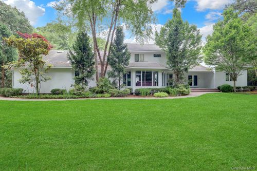 9 Plume Grass Way, Westhampton, NY, 11977-1551 | Card Image