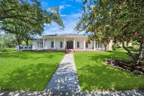 9406 Cranleigh Ct, Houston, TX, 77096-4207 | Card Image