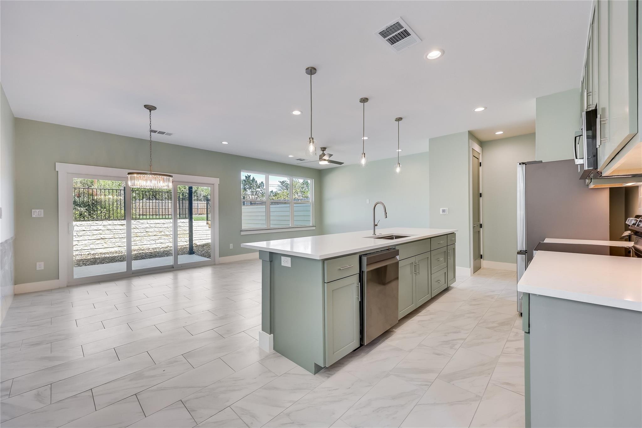 Residential Lease in Lago Vista 4