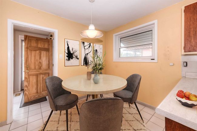 20 Lamella Rd, House other with 3 bedrooms, 2 bathrooms and 5 parking in Etobicoke ON | Image 15
