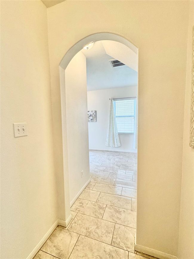 5723 Treasure Cove Rd, House other with 3 bedrooms, 3 bathrooms and 2 parking in Cove TX | Image 11
