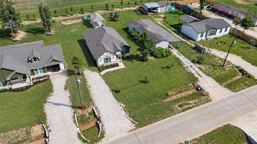 1129 Peter Pine St, Huffman, TX, 77336-4267 | Card Image