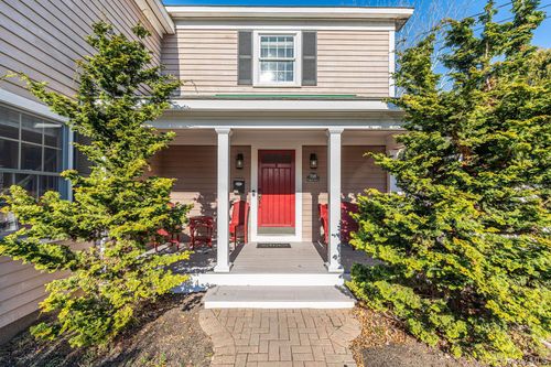 735 aka 718 Wiggins Street, Southold, NY, 11944 | Card Image