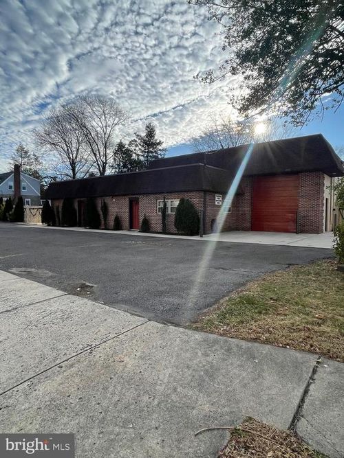 2020 New Jersey Ave, Haddon Heights, NJ, 08035-1023 | Card Image