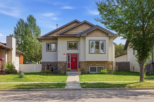 44 Inglewood Dr, Red Deer, AB, T4R0B8 | Card Image