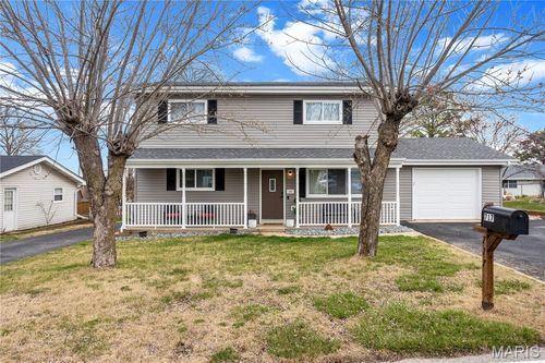 717 Lonedell Rd, Arnold, MO, 63010-1418 | Card Image