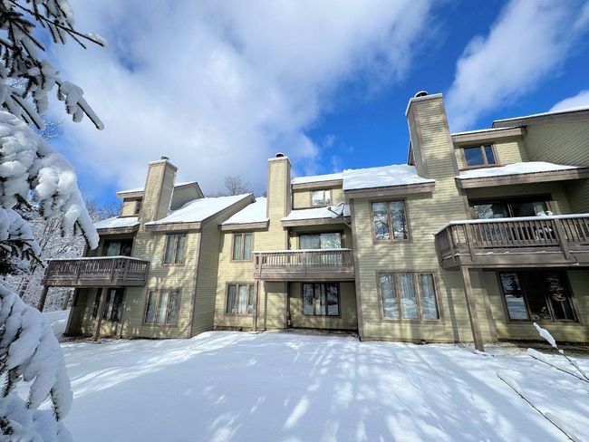 4F - 34 Sugar Brook Rd, Condo with 3 bedrooms, 3 bathrooms and null parking in Peru VT | Image 47