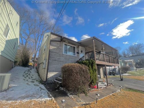 850 Hudson St, Saint Albans, WV, 25177-3852 | Card Image