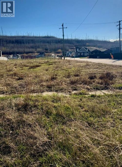 9417 Bishop Street, Fort Mcmurray, AB, T9H1B8 | Card Image