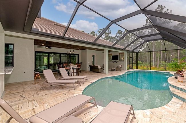 Covered and open Lanai | Image 25