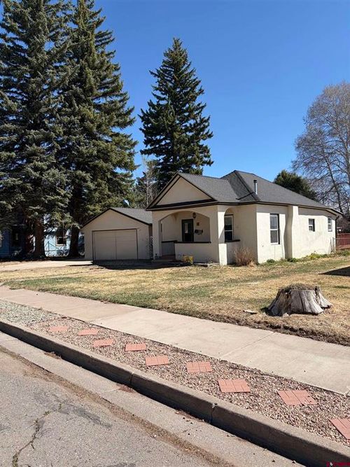 18 Morris St, Monte Vista, CO, 81144-1033 | Card Image