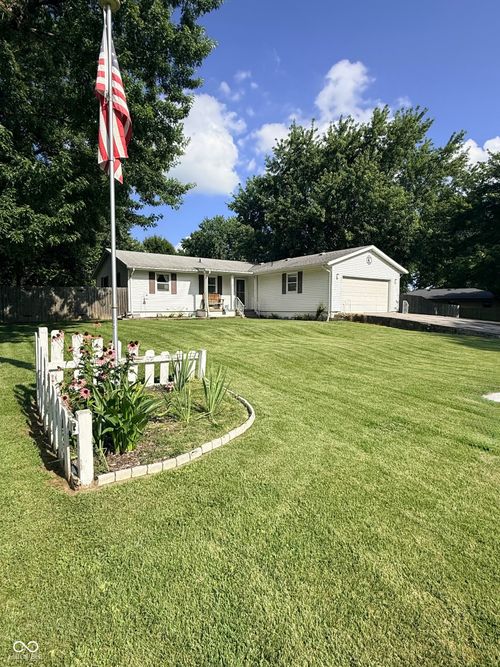 308 Delwood Dr, Covington, IN, 47932-1702 | Card Image