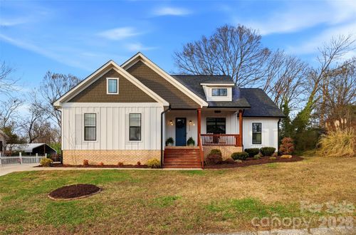 320 Elm St, Belmont, NC, 28012-3009 | Card Image