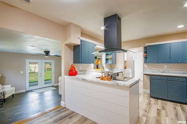 1108 N Main St, House other with 3 bedrooms, 2 bathrooms and null parking in Dix IL | Image 29