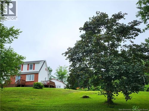 450 Petrie Ave, North Tetagouche, NB, E2A4Y9 | Card Image
