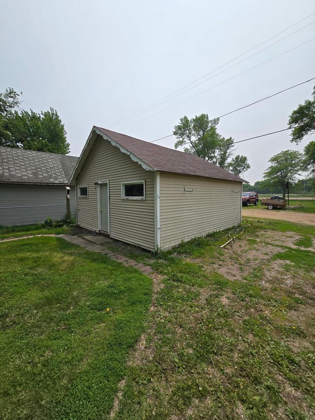 25 Morgan St, House other with 3 bedrooms, 3 bathrooms and null parking in Tracy MN | Image 8