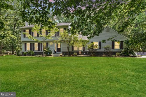 7 Holly Hill Dr, New Egypt, NJ, 08533-2718 | Card Image