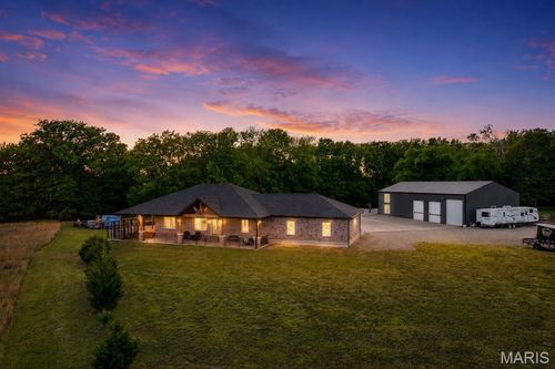 241 County Road 226, Cape Girardeau, MO, 63701-8784 | Card Image