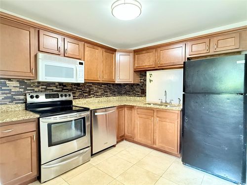 apt-104-5495 Nw 10th Ct, Plantation, FL, 33313-6452 | Card Image