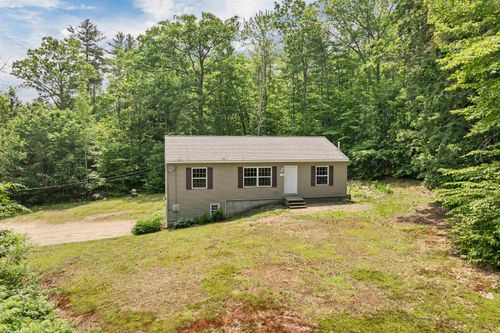 140 Ne Pond Rd, Milton, NH, 03851-4415 | Card Image