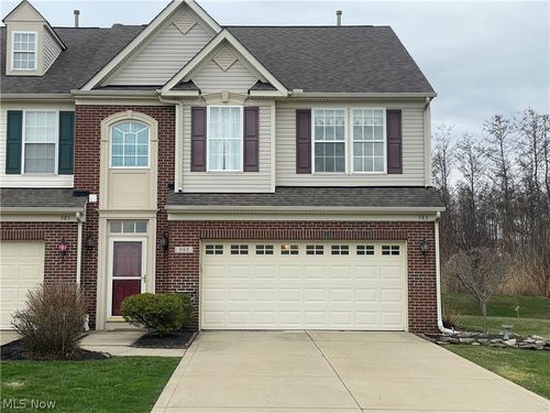 983 Tradewinds Cv, Painesville, OH, 44077-4699 | Card Image