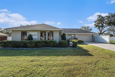 2250 Parkland Drive, House other with 3 bedrooms, 2 bathrooms and null parking in Lakeland FL | Image 3