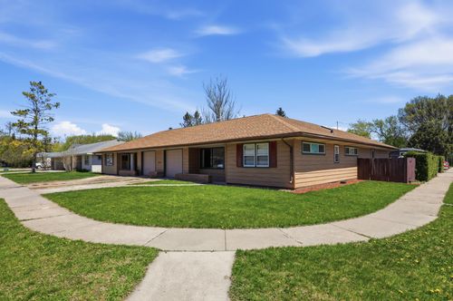 716-716-718 18th Street S, Fargo, ND, 58103 | Card Image