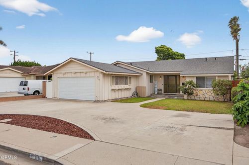 1110 Devonshire Dr, Oxnard, CA, 93030-4100 | Card Image
