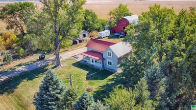 48025 329 Th St, House other with 3 bedrooms, 2 bathrooms and null parking in Jefferson SD | Image 2