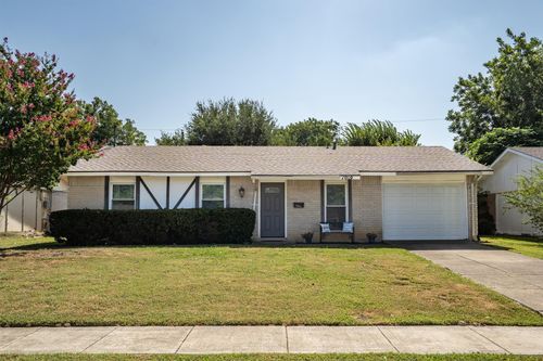 1019 Woodmere Dr, Lewisville, TX, 75067-5041 | Card Image