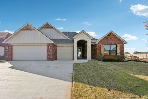 23152 E 106th Street S, Broken Arrow, OK, 74014 | Card Image