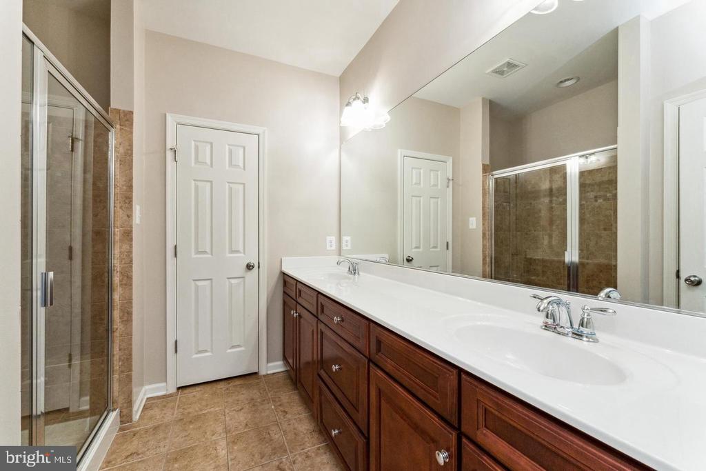 Residential Lease in BELTSVILLE 4