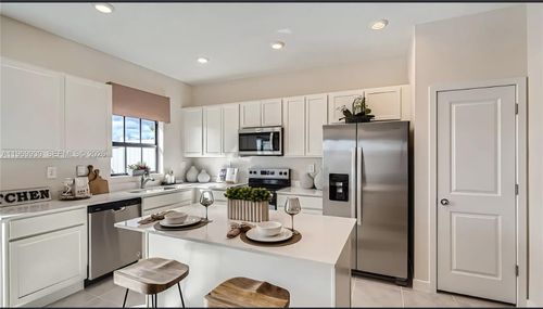 0-1114 Sw 9th Ave, Florida City, FL, 33034-5550 | Card Image