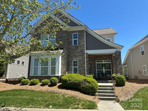 9806 Sky Vista Dr, Huntersville, NC, 28078-2404 | Card Image