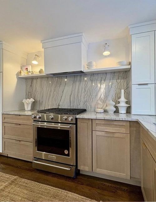 33 Rockwood Rd, Lynnfield, MA, 01940-1947 | Card Image