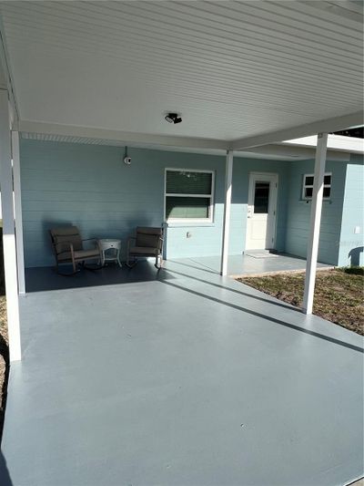 925 Rhodes Avenue, House other with 2 bedrooms, 1 bathrooms and null parking in SARASOTA FL | Image 2