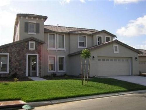 15220 Torrey Pines Circle, Chowchilla, CA, 93610 | Card Image